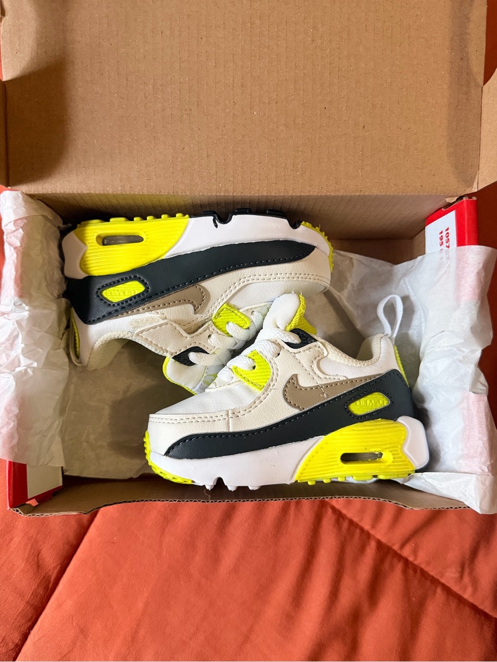 Nike Kids Sneakers in Neon Yellow, Black & Cream